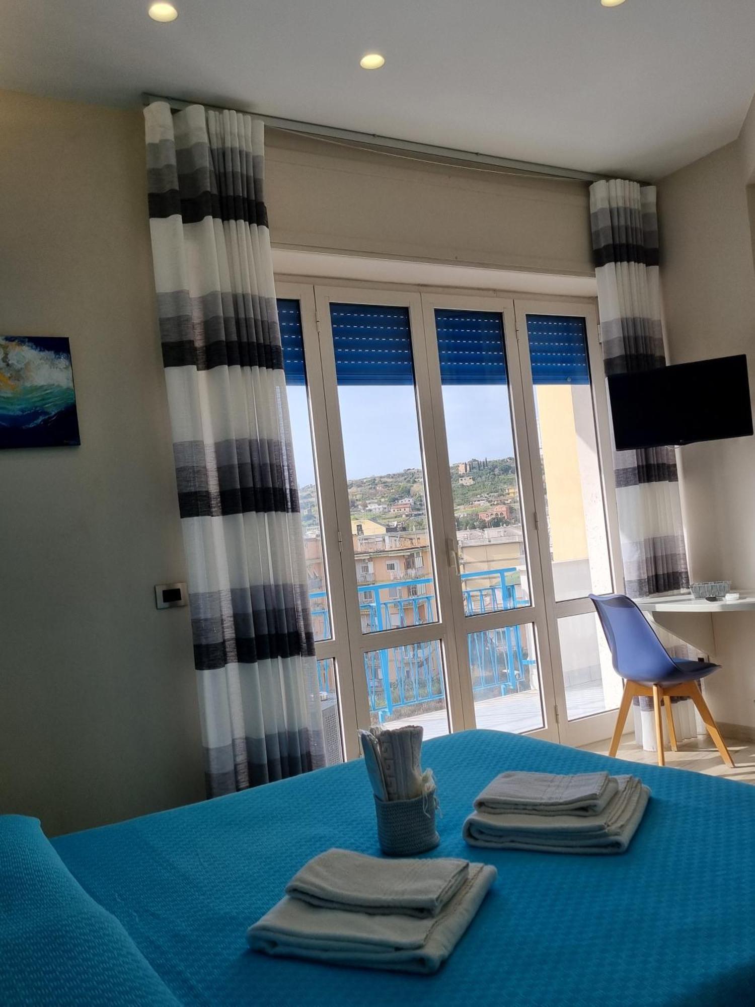 Oltre Il Mare Guest House Gaeta Exterior foto
