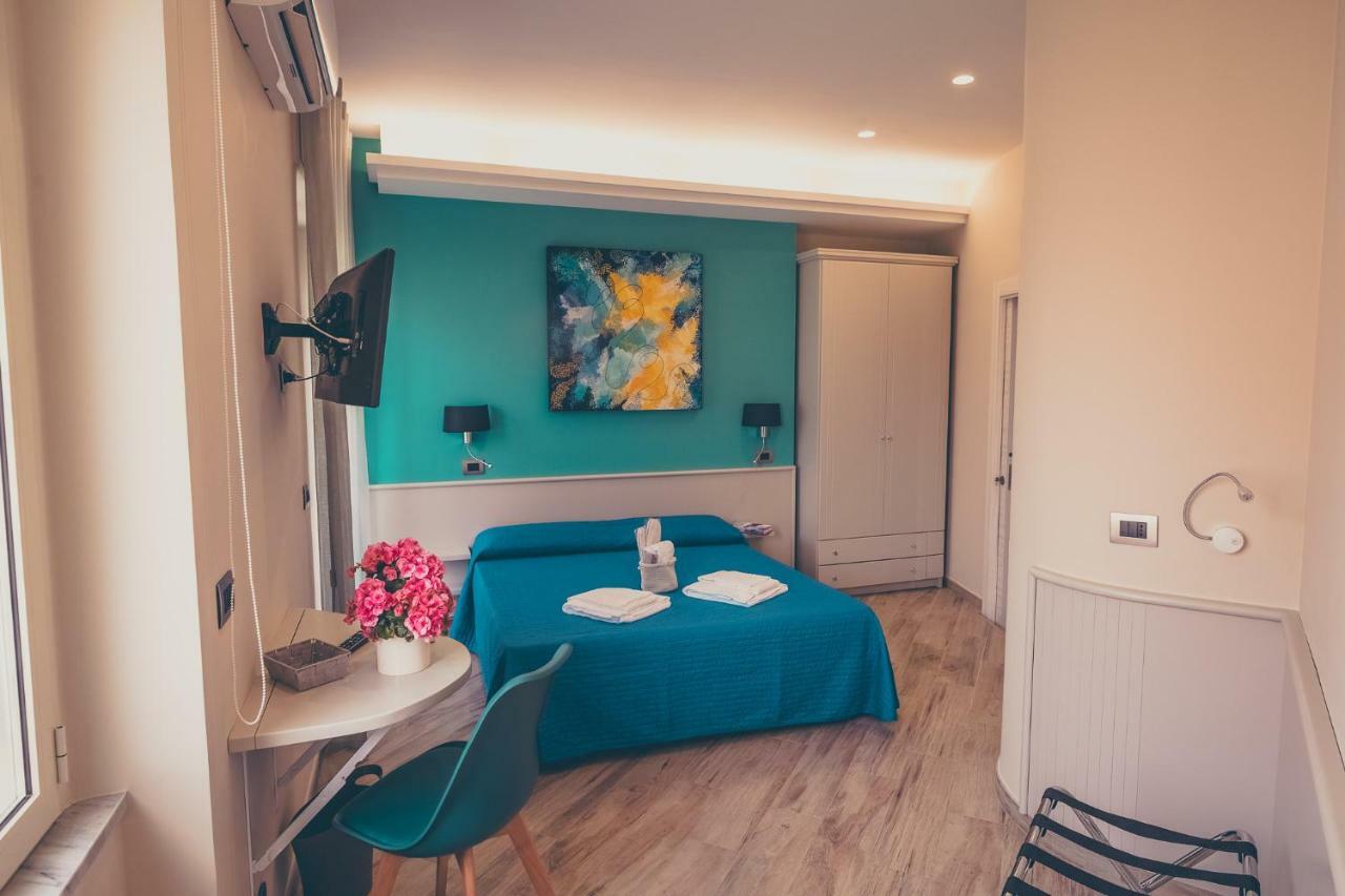 Oltre Il Mare Guest House Gaeta Exterior foto